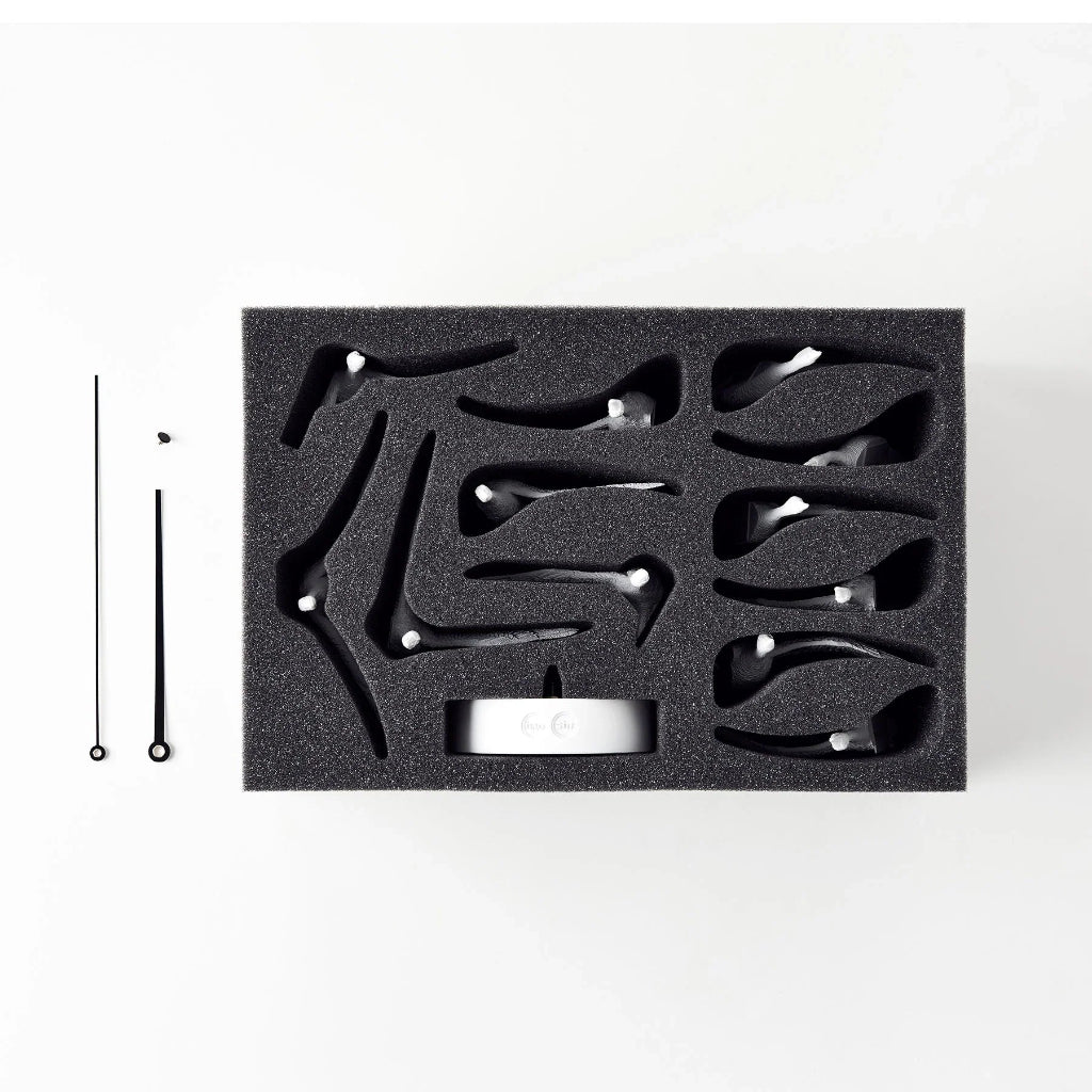 Clock Haoshi Migrantbird X - O Form Spacio India