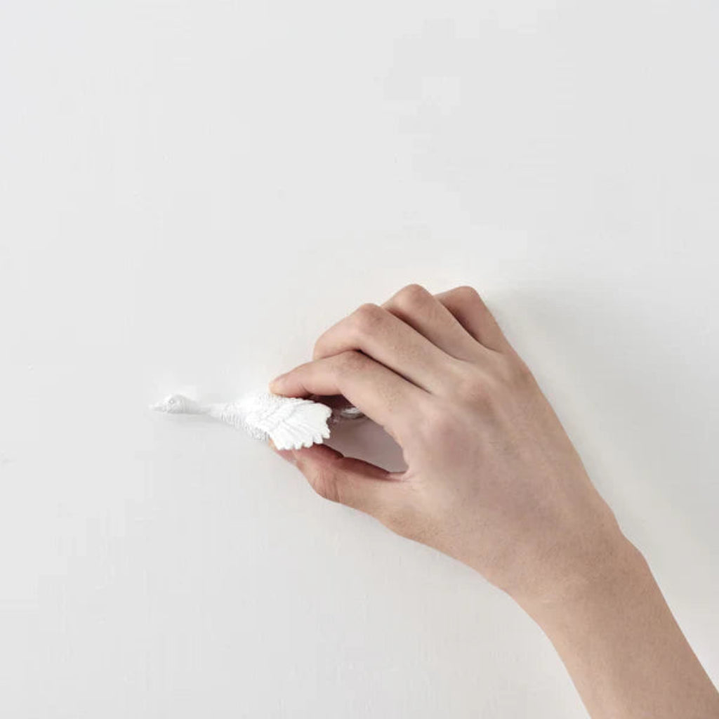 Clock Haoshi Migrantbird X - O Form Spacio India