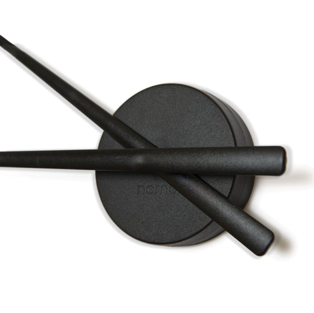 Black straw set with a holder on a white background, featuring the Nomo brand.